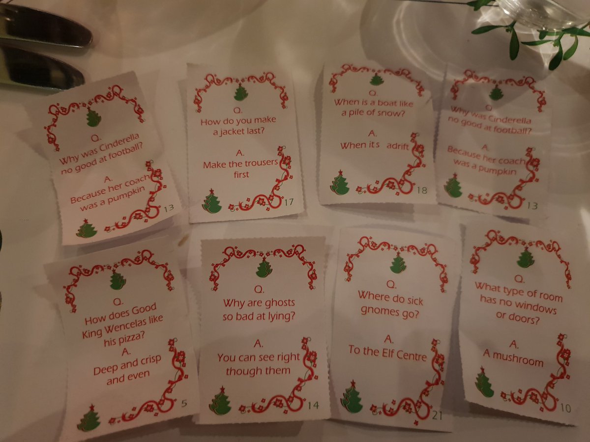SaffiesTG's tweet photo. Got to love a good (bad) cracker joke @BillsRestaurant  #TrefoilTravels https://t.co/bNMn5axiIQ