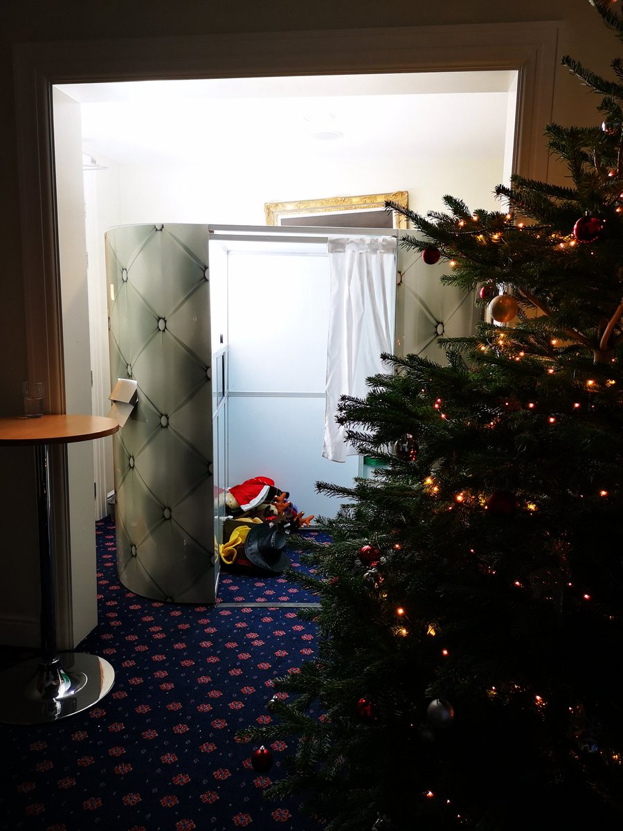 booth_frenzy's tweet photo. Ready to help the St Omer officers celebrate Xmas! https://t.co/12IkMXnPWZ