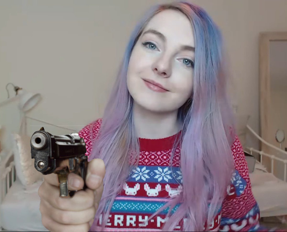 LDShadowBeans_'s tweet photo. I'm trying to figure out if my crush likes me or not but he isn't helping like give me some signs or somETHING https://t.co/cftNcfljoj