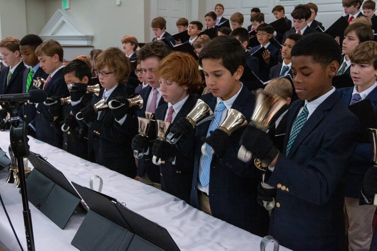 CollegiateArts's tweet photo. A great job by all of our musicians for the 2018 Lessons and Carols. All of the music was very well played! A big thanks to Mr. Blevins, Mrs. Tuttle and Mrs. Jones (@melissasmusic) for preparing our students for such a lovely event. https://t.co/Hbs25nWpWb