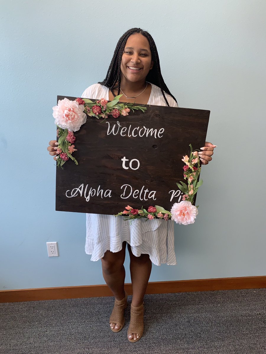 anahipimentel9's tweet image. This amazing, intelligent, funny women aka my little is becoming a delta and I can no longer hide my excitement for what her journey in this amazing sisterhood would be like #firstandthefinest #diamonds love you little  @RylieStewart_15