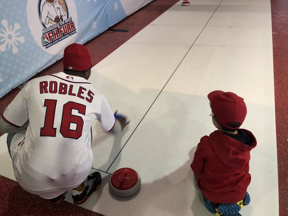 ljmcferran's tweet photo. @Nationals Awesome day at #WinterFest !  @Victor__Robles curling skills were pretty impressive! https://t.co/ldNQShR8Zm