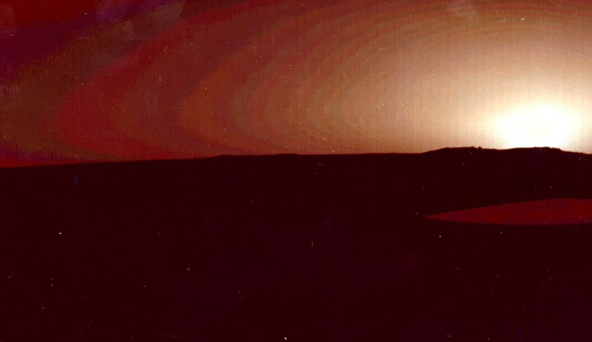 toothgap's tweet photo. Sunset on Mars, photo from the 70s https://t.co/ZeD0ZfqCEf