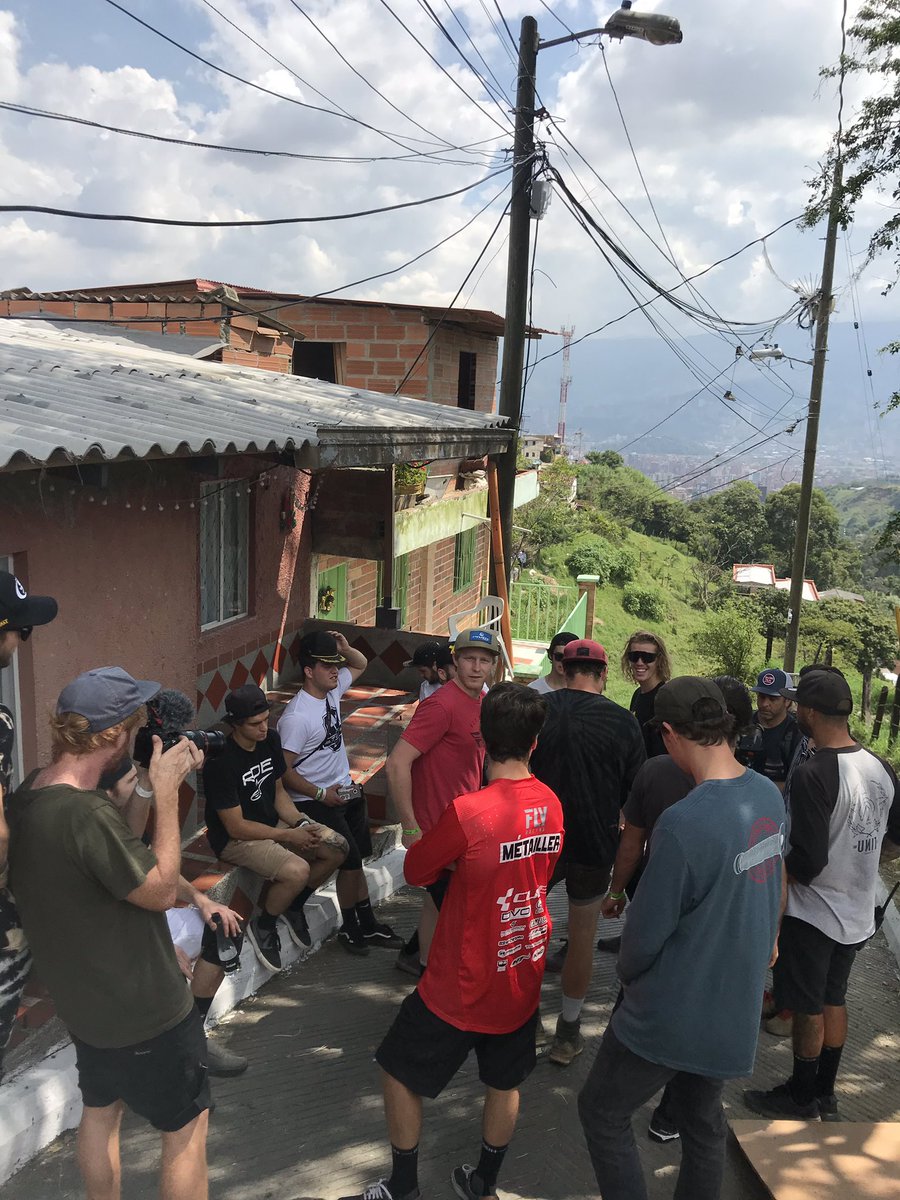 With the boys just before Dropping in ! #medelin #colombia