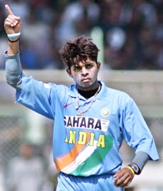 MMindbreaker's tweet photo. #Sreesanth - S for Strong, R for Respect, E for Expressive &amp; E for Energy.... So our bhai is
Strongly Respected and Expressively Energized person....#welovesree #WeStandBySreesanth #Sreeunit #BiggBoss12 #Bhuvneshwari #WINNER https://t.co/YEWUZpxCJS