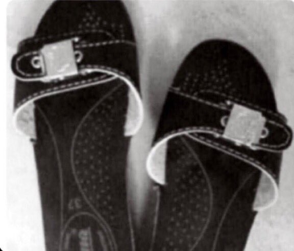 من اختفى هل النعال والتربيه ضايعه .. صح 😂👡