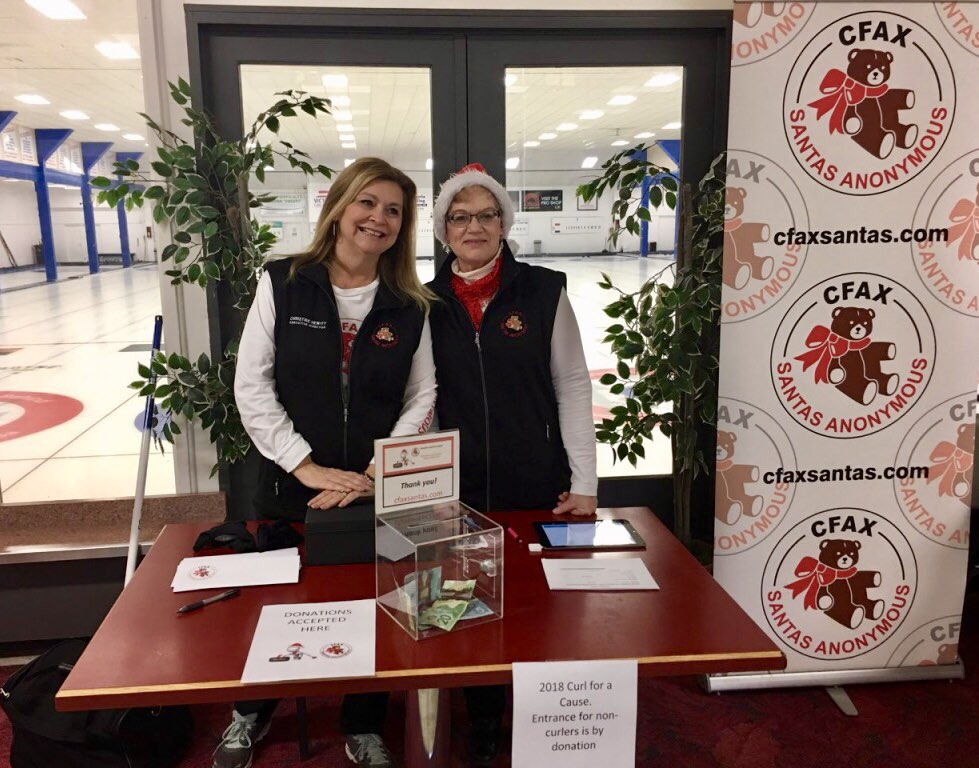 CFAXsantas's tweet image. Ready to #curl 🥌 Curl for a Cause at @VicCurlingClub today until 8pm. Stop by and check it out 🥌 #forthekids #learntocurl