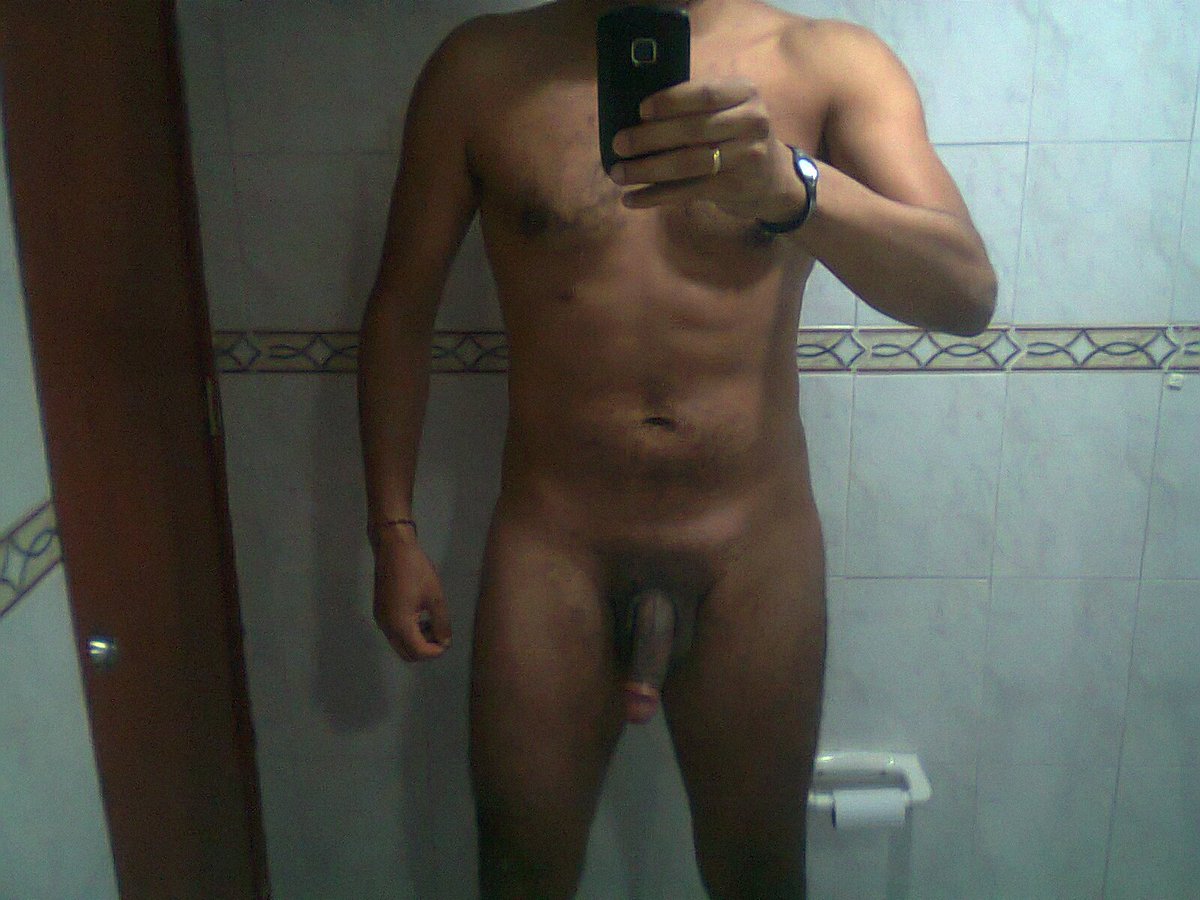 Con ganas de conocer chica o pareja agradable, para compartir gratos momentos.