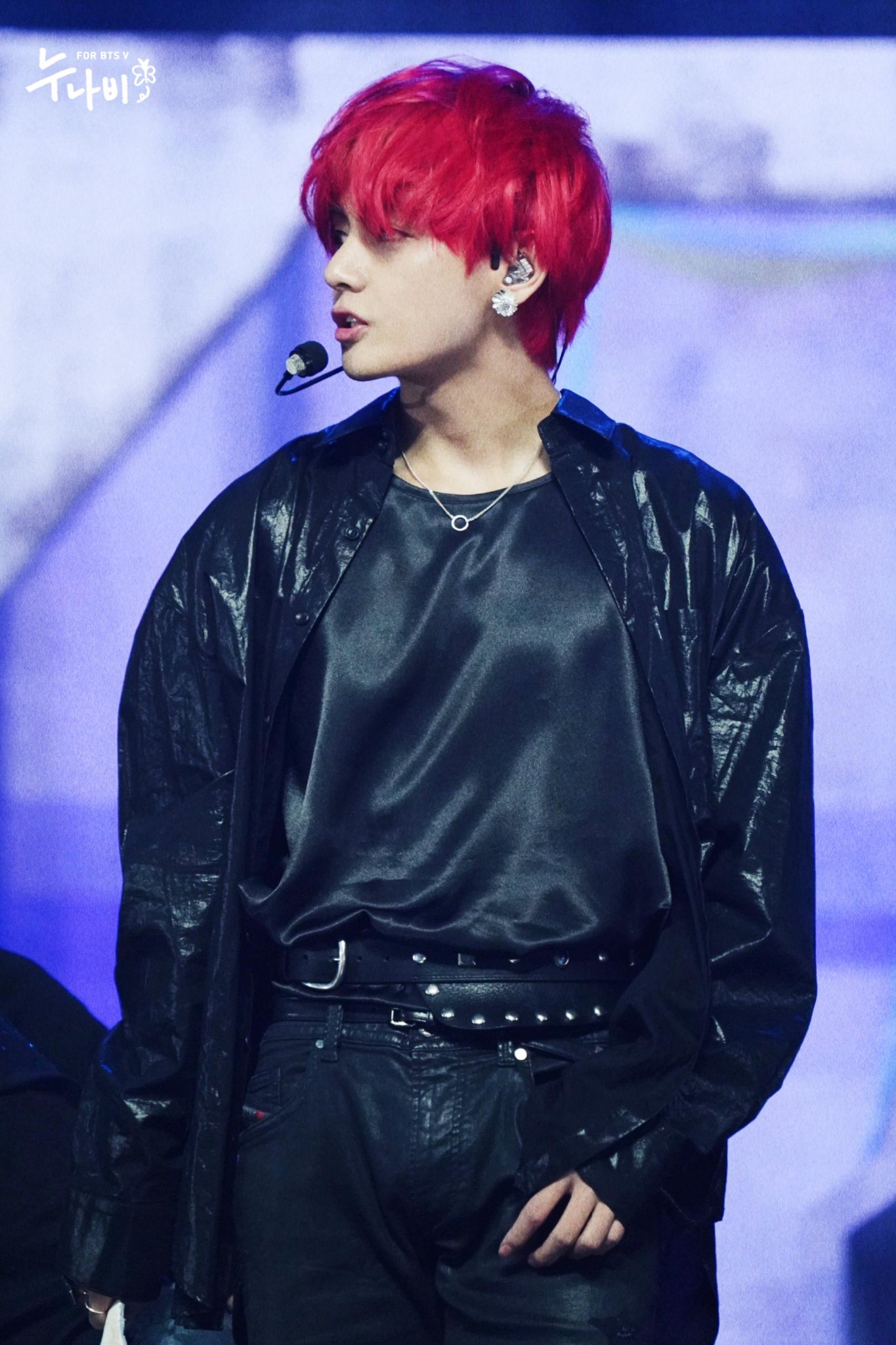 BTS つまらない テテ 赤髪 キムテヒョン V スローガン