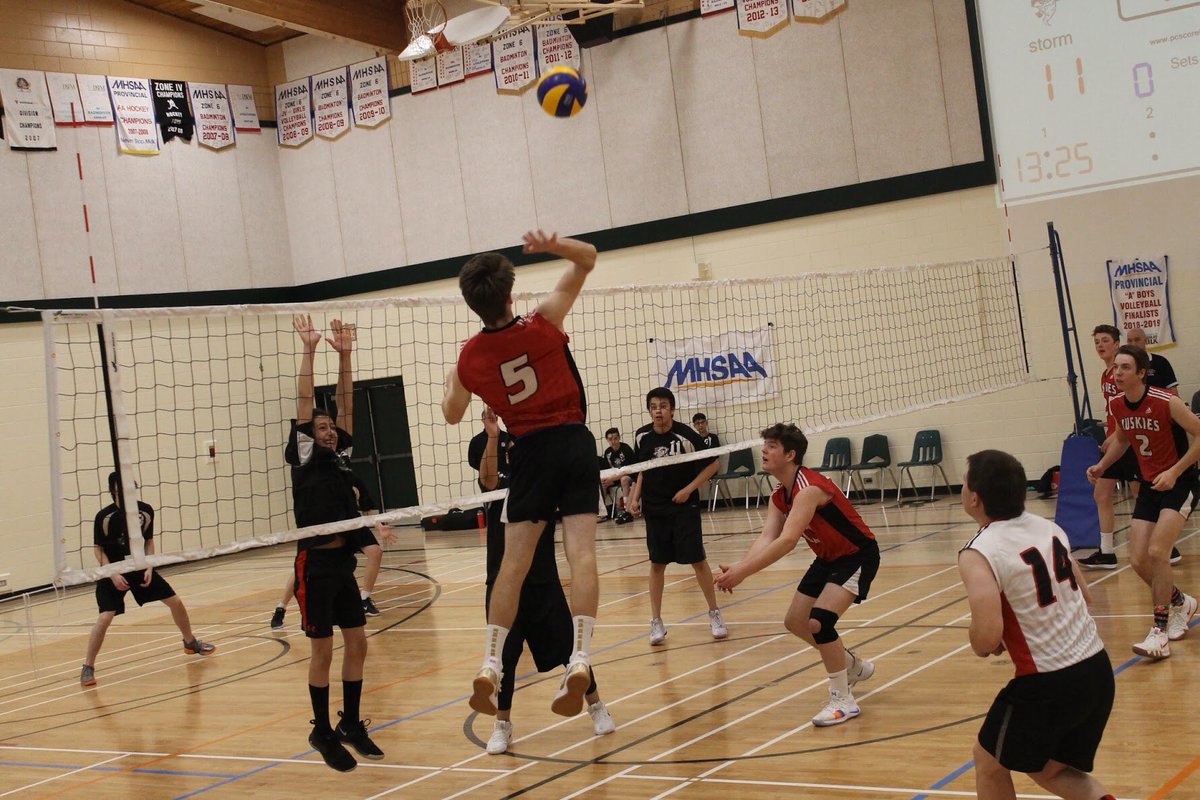 CoyotesErnd's tweet photo. Hamiota Huskies eliminates Duke of Marlborough Storm 25-13, 25-15 @MHSAA_ https://t.co/izIPT55meH