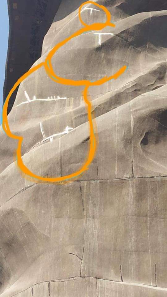 IrfanKhan_ji's tweet photo. 3500 #CRORE #FOONK dene ke baad ye #STATUE me #CRACKS arahe hai , #CHINA_DUSHMAN lekin sirf #CHUNAU me baaki kaam to #CHINA se hi karwayenge. #SABOOT chupana jo hai #GOLMAAL https://t.co/eiBdR6w7Tm