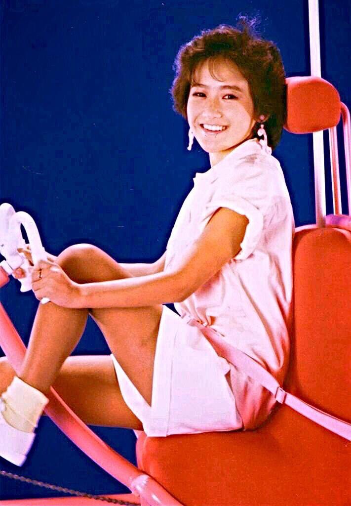 jupiter1118's tweet photo. 🌟【希有日和】岡田有希子:1985🌟
#岡田有希子
#佐藤佳代
#正統派アイドル
#スター誕生
#サンミュージック
#リトルプリンセス
#ベンチャーΣシリーズ
#月星化成
#MoonStar
#FlyUpAngel
#愛知県名古屋市熱田区出身
#1985年 https://t.co/Uri8nEYXII