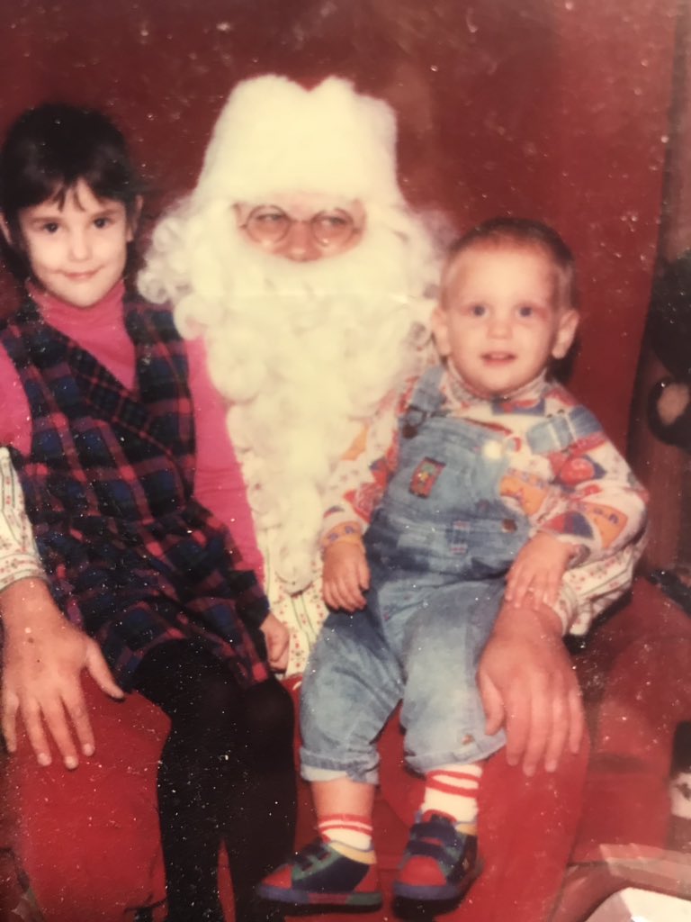 KiddiePoel's tweet photo. So excited to see Santa that I pissed myself... https://t.co/Hss6dme0oQ