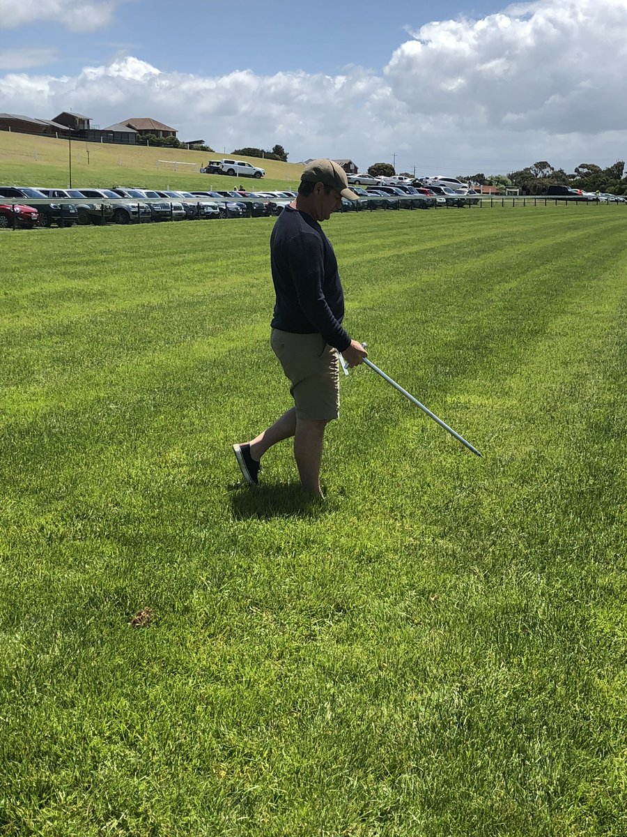 BourkeJustin's tweet photo. @GHoy06 @StewartMatty @BenAsgariRacing @blackmoredg @Racing @djbowmanracing The master at work... #reassessing https://t.co/3sSpT9CUwF