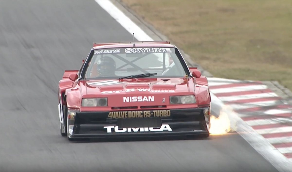 #フォロワーの方が時々誤解しておられること
火を噴くのは加速時ではなくて減速時（アクセルオフ時）

live2.nicovideo.jp/watch/lv317168…
youtu.be/lmcFcpJ8CH4
#NissanMS #NISMOFES