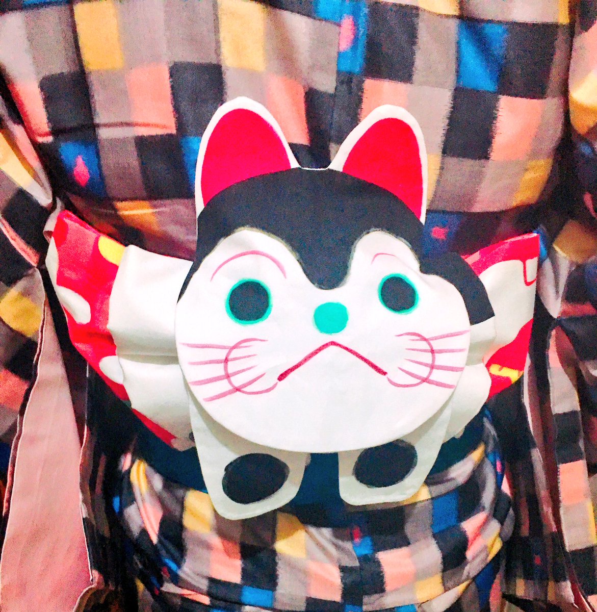 ゐなば きものとカメラ Piyocaさんの犬張子の帯届いた ほんとに愛らしくて 帯に合いそうなポップなお着物も欲しくなる リボン部分の折り方によって出る柄が違う分 沢山の組み合わせ方があっておもしろーい 沢山背中に乗っけてお散歩に行く ゐなば きものとカメラ Piyocaさんの犬張子の帯届いた ほんとに愛らしくて 帯に合いそうなポップなお着物も欲しくなる リボン部分の折り方によって出る柄が違う分 沢山の組み合わせ方があっておもしろーい 沢山背中に乗っけてお散歩に行く