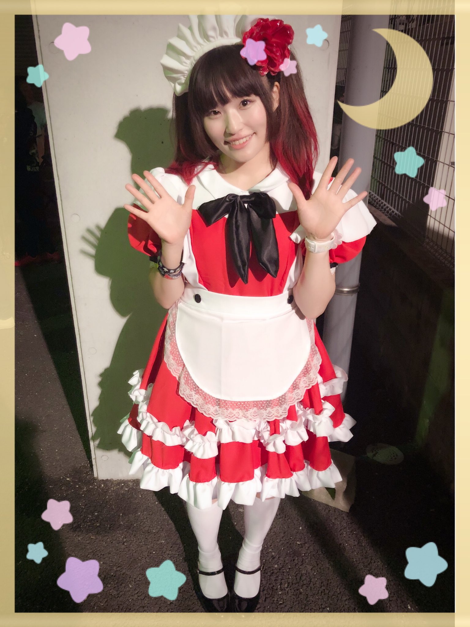 るなっぽ 赤メイド服の全身っぽー٩ ۶ そろそろ出発 第2の家に帰りますっぽ T T 現実が辛いっ 笑 Bandmaid 小鳩ミク T Co 6penbqp3fd Twitter