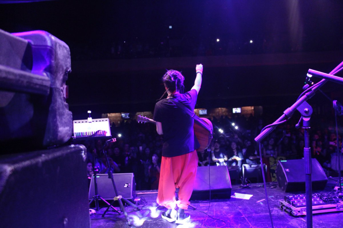 🔥🇨🇱¡La más grande leyenda del #reggae en Chile, México y latinoamérica!, <a href="/QuiqueNeira/">Quique Neira</a> se despide de México, pero no dice adiós para siempre. 🇯🇲🔥

🔊🇬🇳¡Cantando "Sentimiento Original" en el #SoulFestMx!🔊🇬🇳