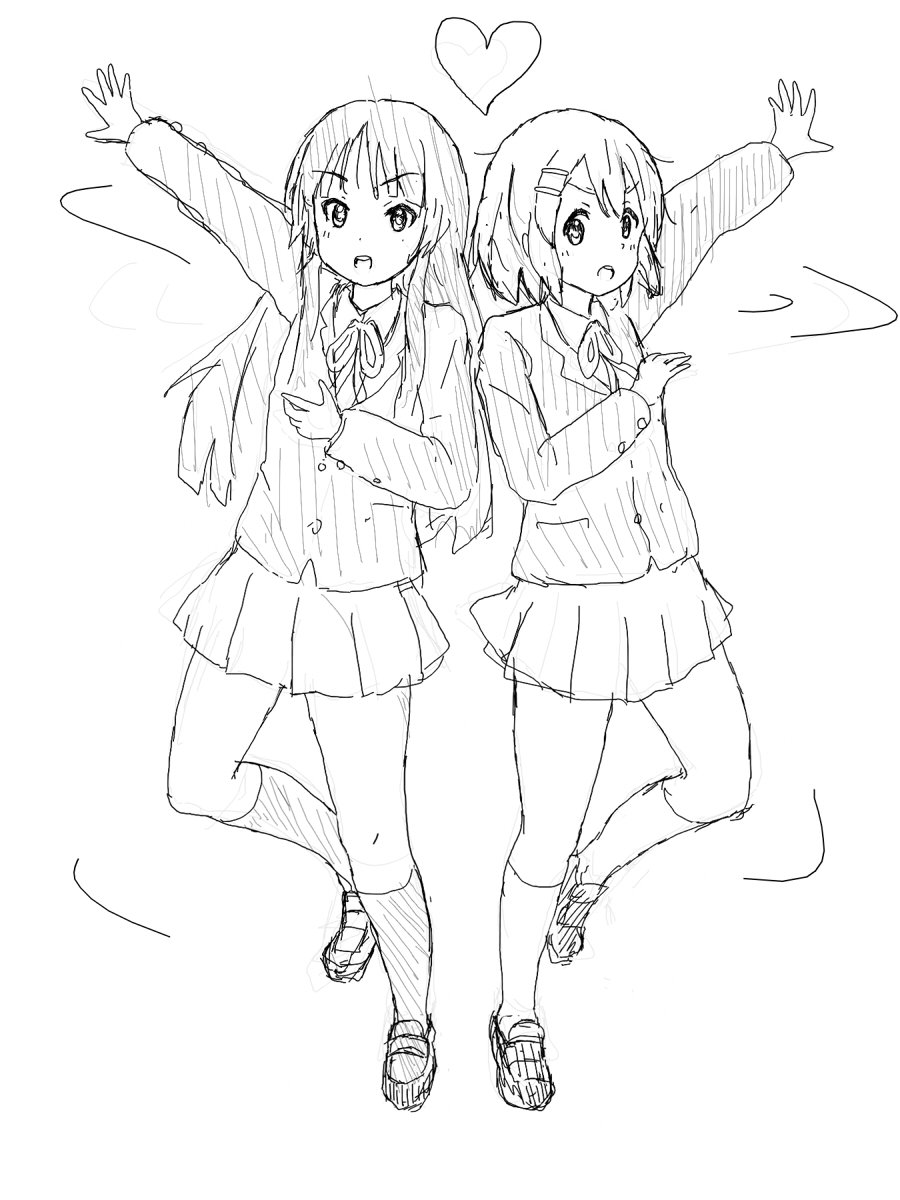 唯&amp;澪 シンメトリックポーズ?!

11/30→いい澪の日のために描いていたラフ画です
間に合わなかった～orz 