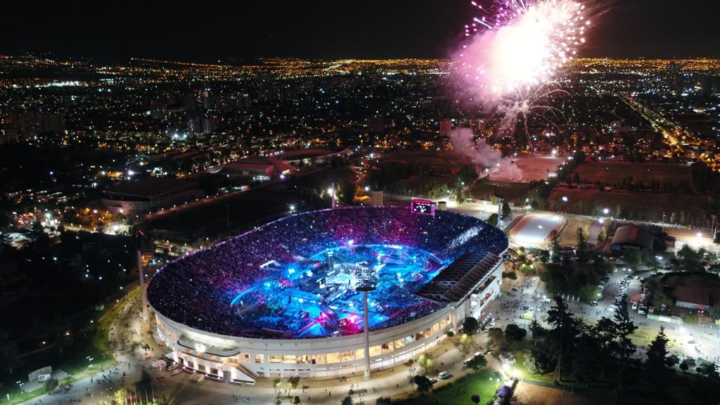 EnelChile's tweet image. El corazón de Chile está lleno de orgullo porque una vez más nos unimos y juntos logramos la meta! Estamos felices de haber sido #LaEnergíaDeLaTeletón en sus 40 años y agradecemos especialmente a todos nuestros trabajadores por unirse con mucha pasión a #ElRegaloDeTodos @teleton