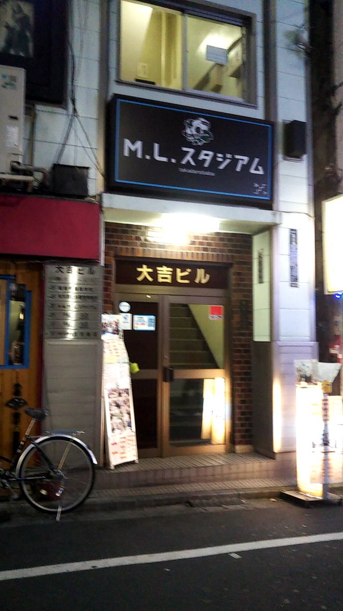 トッシィ 麻雀 M L スタジアム 高田馬場 東南赤ありノーレート 500円 飛びなし コールドなし アガリやめなし そしてなんと 時間制限なし ゲスト来店時には 各卓トップの人がゲスト同卓権を獲得する 来店順ではない この方式は今後も継続するようです