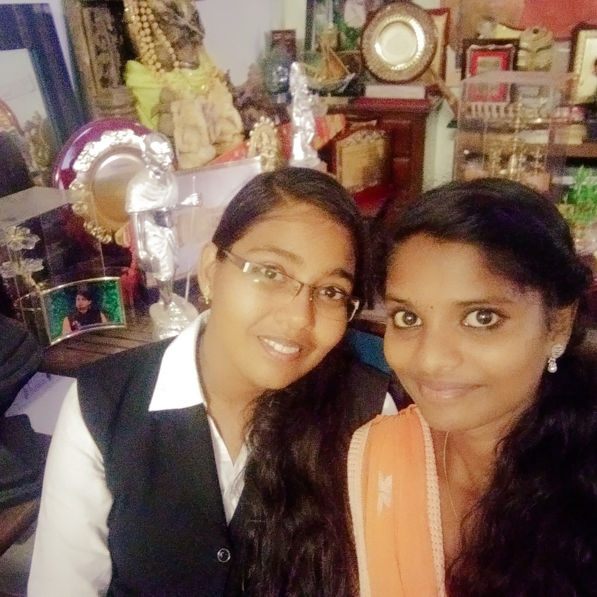 AnchuMeera's tweet photo. Sir...  you are our pride....  proud to be from trivandrum as you are our MP..   thnq sir...  thnq so much for your contributions to trivandrum.... https://t.co/aUTFBps9nO