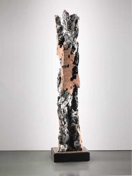 Nuovo record per un'opera di Leoncillo Leonardi da Sotheby’s, a Milano: la "Grande Mutilazione" 1962 raggiunge quota 969,000€
#leoncillo #arte #artemoderna #arteitaliana