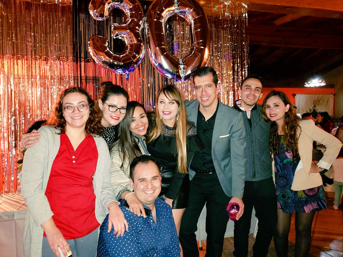 uuuuuauaoo's tweet photo. HBD Paquita #R3A https://t.co/B9IOdcrO3E