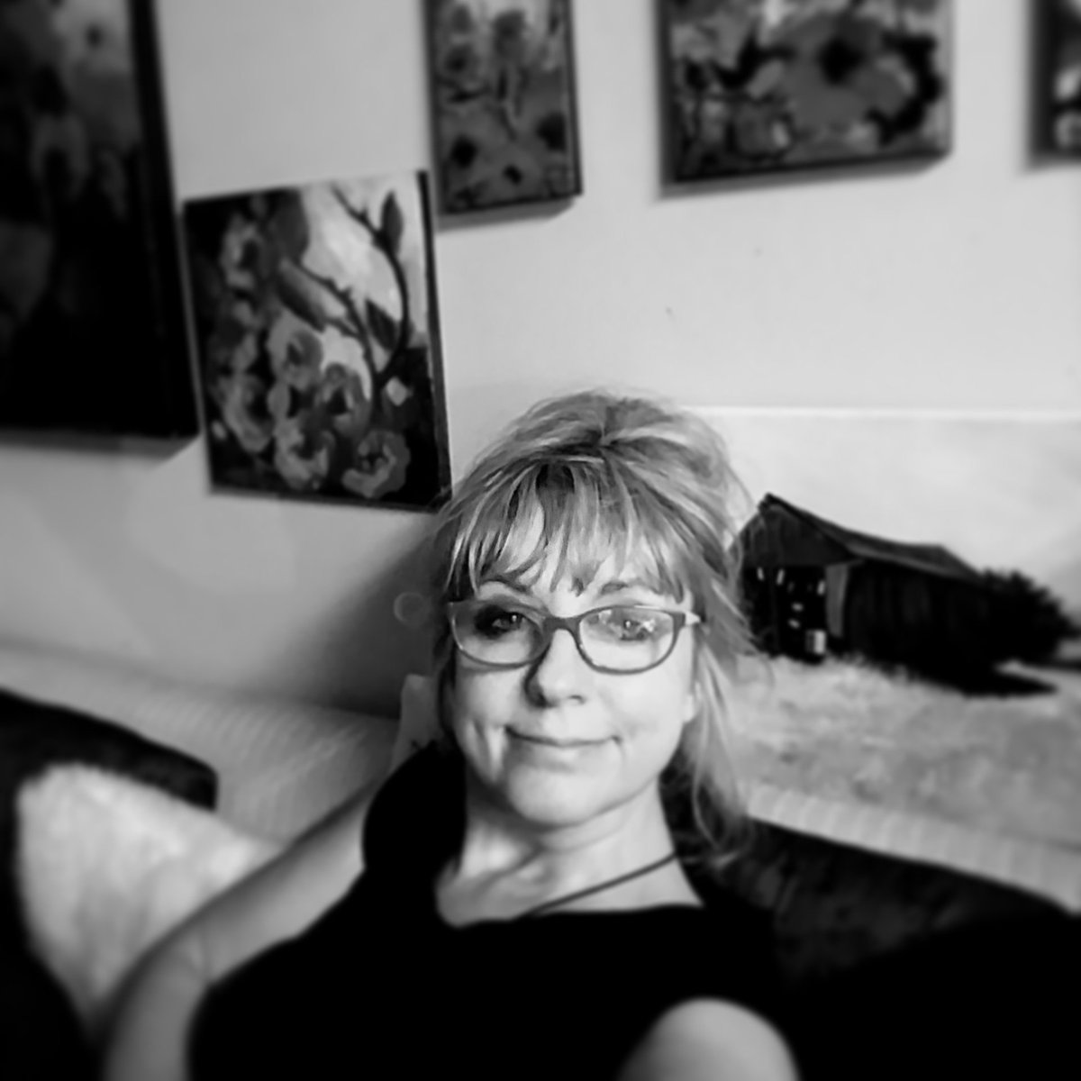 Runningdoe's tweet image. Hangin out
#Hanging #SaturdayThoughts #weekend #artistsontwitter #musician #violin