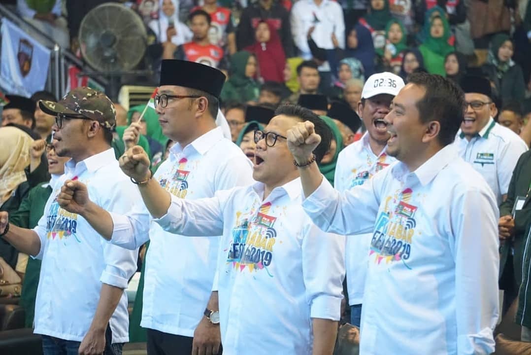 SyaifulHooda's tweet photo. #pkbjabarfest ini adalah inovasi dan kreasi dari Kader PKB Jawa Barat untuk Indonesia.

Kita ingin meciptakan budaya politik riang gembira dengan tagline Peduli, Berbagi dan Melayani.

Terima Kasih kepada semua pihak yang telah mensukseskan kegiatan ini.

#pkbjabarfest https://t.co/85jOg9bDIw
