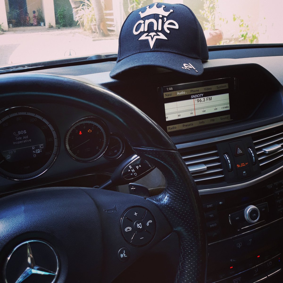 Lol_Ekott's tweet photo. 🎁💦❤
#IndoorStreet 
@Chimgaemezu_ with the #adeniny craft
@SOUNDCITYAbuja steadily giving me joy
@MercedesBenz I can only arrive better https://t.co/DjA1D4HLMO