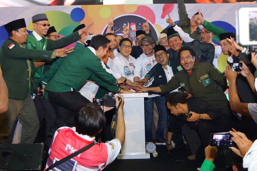 BISMILLAH
Gerakkan tradisi, jaga kehormatan, rebut kemenangan.
#pkbjabarfest #PKBjabarFest #PKBAgamisNasionalis