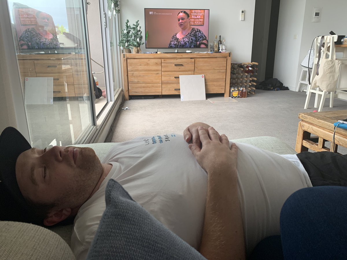 Ashstanding's tweet photo. @strosh33 @PuntingBaron He comes home, demands dinner, chips me for watching reality TV and pass out across the lounge. What a catch of a boyfriend 🧔 https://t.co/rGUdut4XAb