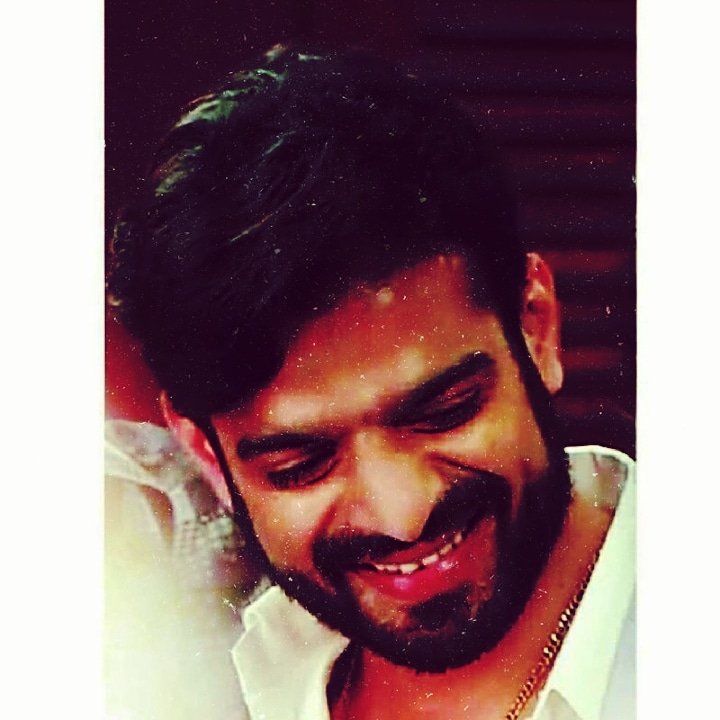 Kpthebest2's tweet photo. Khoobsoorat muskurahat ❤️ https://t.co/KX30ts2WzW