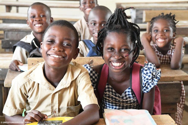 We 💗this pic of these 2, so happy in school! Don't you?

But what about the over 260 million children globally who do not go to school? We need to move towards a world 🌎 where all children are in school📚✏️, and all are learning 🌱🌼.

RT if you agree! #ForEveryChild