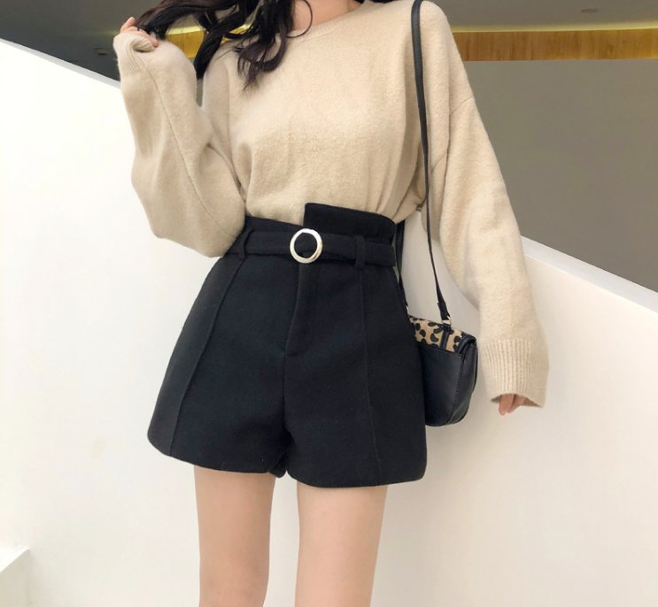 Tweet 秋冬スタイルアップが狙える 大人ショートパンツコーデのコツ