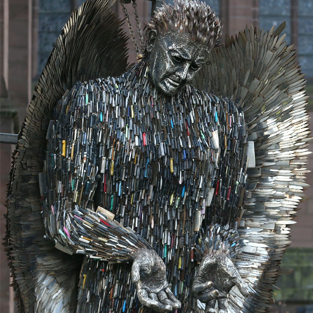 LivDiocese's tweet photo. A memorial to those whose lives have been affected by knife crime, the artwork was made from 100,000 knives that were surrendered and collected during nationwide amnesties in 2015/2016 with 43 police forces involved. #KnifeAngelLiverpool  #BiggerDifference https://t.co/PfWnHwBqYQ https://t.co/TMTSy8zVrT