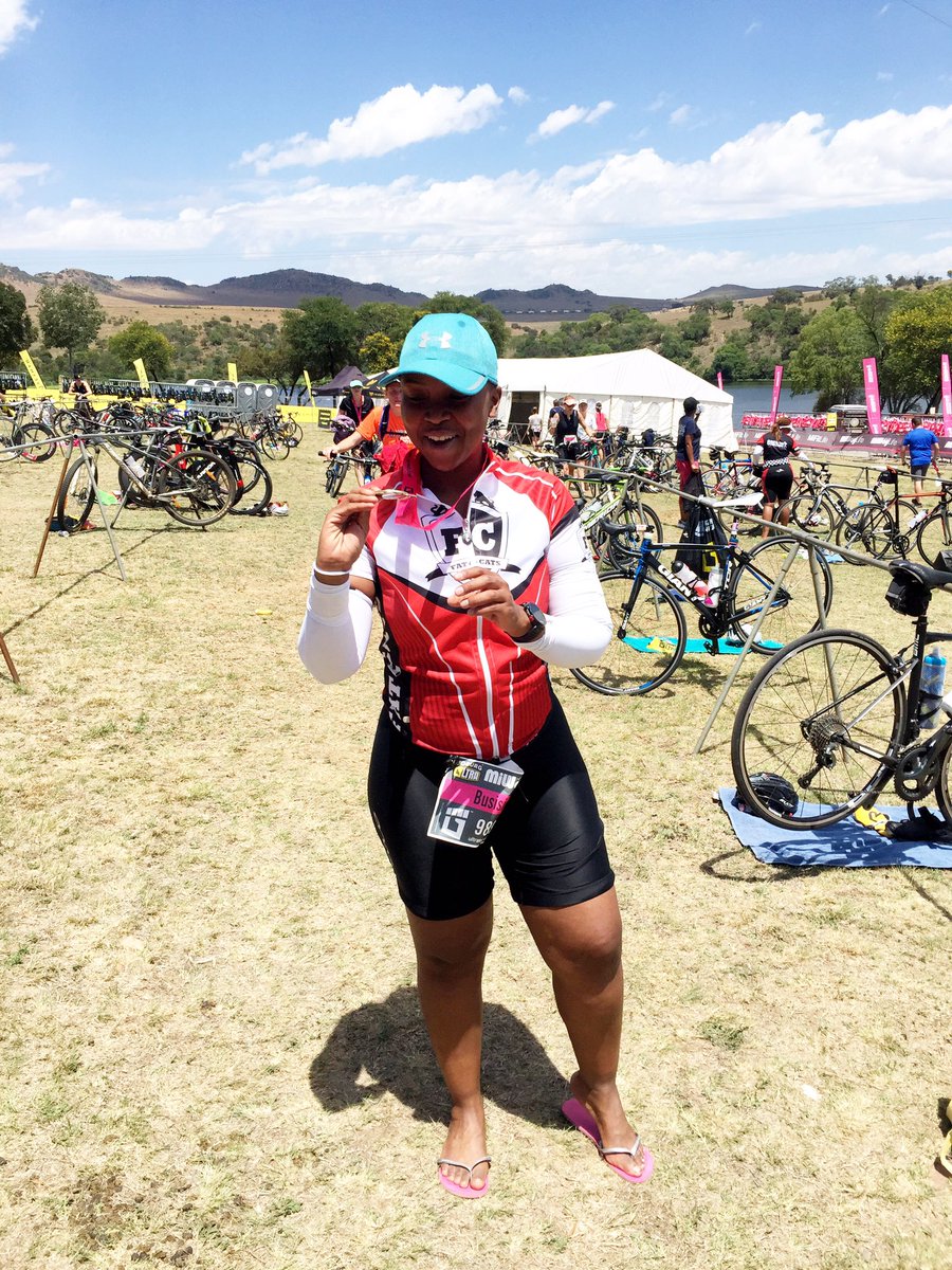 Busisiwe tweet media