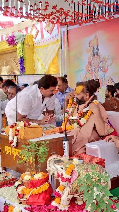 atnanapatilmp's tweet image. संत शिरोमणी श्री.ज्ञानेश्वर महाराजांच्या ७२३ व्या समाधी महोत्सव निम्मित श्रीमद् भागवत कथा सप्ताह ज्ञान यज्ञ जळगाव येथे उपस्थित खासदार अे.टी.नाना पाटील व भाविक भक्त गण
#constituencyupdate