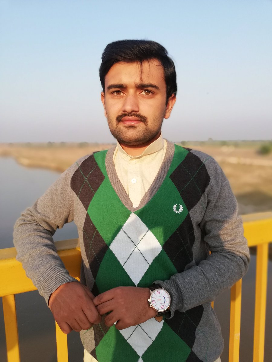 magshaan7's tweet photo. #beautiful #evening at #jhelum #river #bank and #bridge
#snaps #selfir #photos
#shotoftheday
#magshaan7 https://t.co/8H6EwvasZx