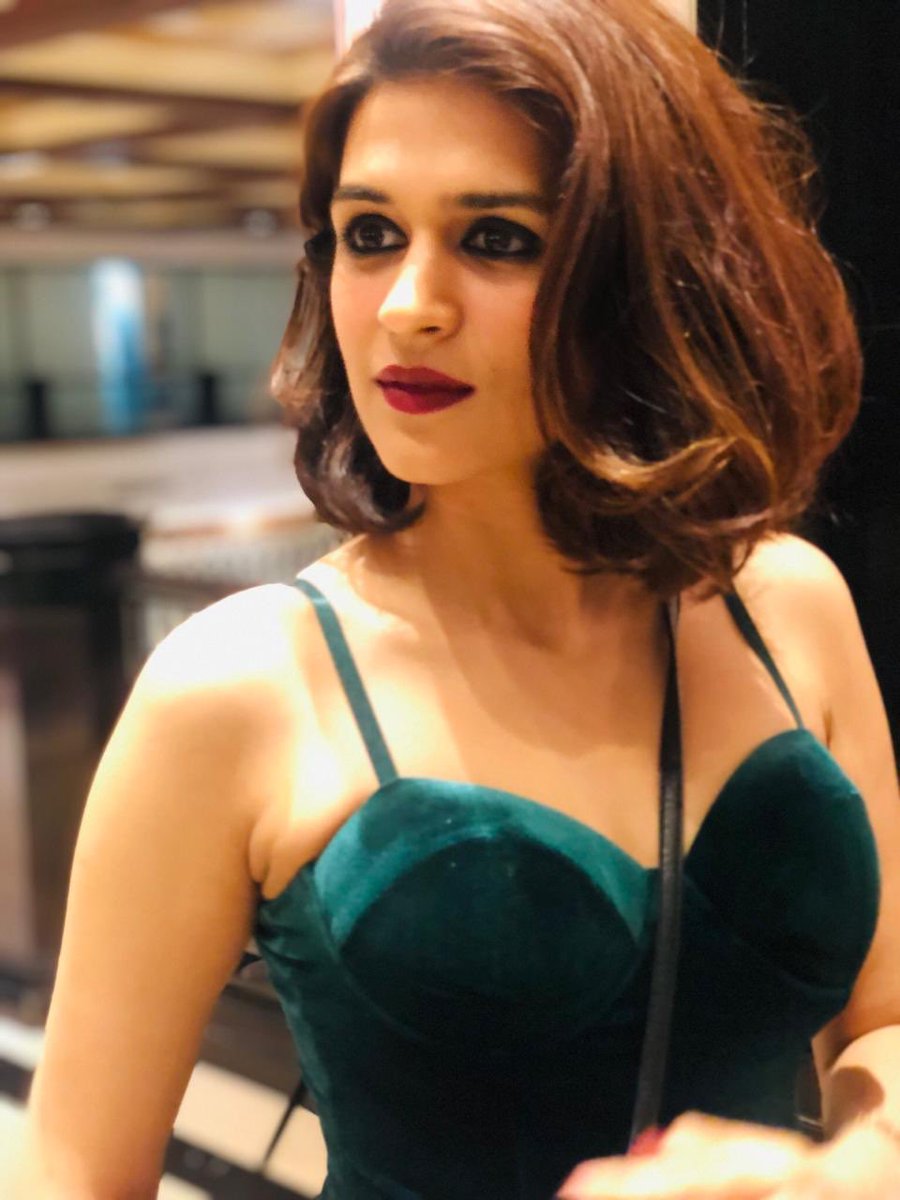 shraddhadas43's tweet image. Smudged kohl eyes! Post party effects! 🤩
#blurrybuthappy #kohleyes #nofilters