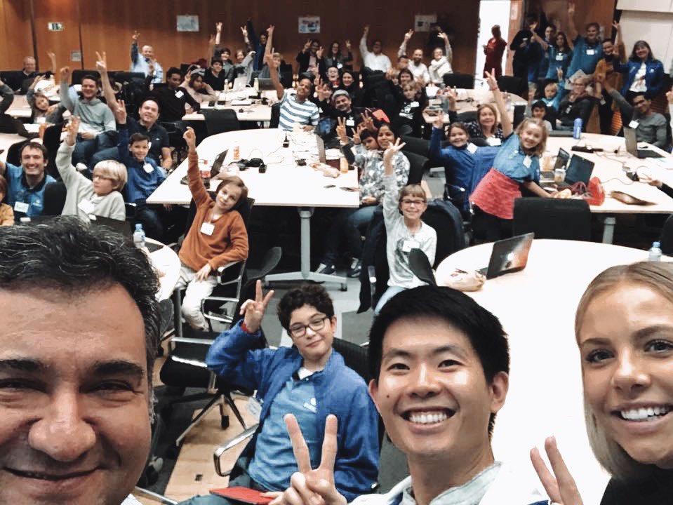Zurich's tweet image. what a successful day it has been! Today was all about kids learning to code #CoderDojo. They also learned about how important it is to be ‘safe at home’. Zurich enabling kids to reach their full potential with @CoderDojo.
#zurichinnovates #CoderDojoZH