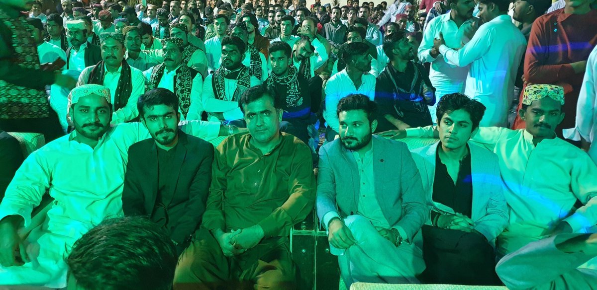 MalikArslan200's tweet photo. Attended #Sindh_Culture_Day Program and #Musical_night  at People's Secretariat . 
Great Program Organized by : President PYO Karachi @RashidKhaskhele , General Secretary PYO karachi  #Haider_Khan and Information Secretary PYO Karachi Div @faridmemonpyo 

@BBhuttoZardari https://t.co/Hui2LObGju