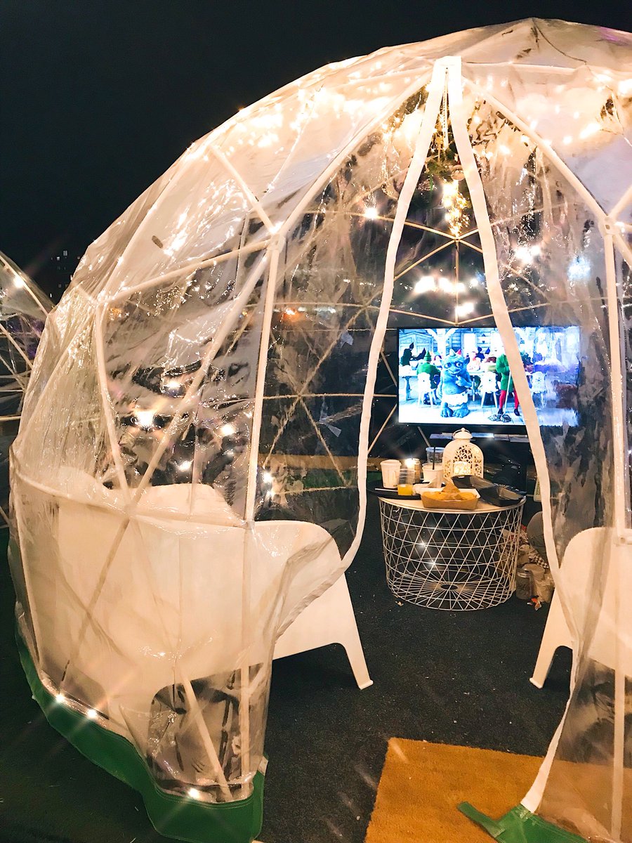 Dined in an igloo on the banks of the Tyne last night. So magical ❄️