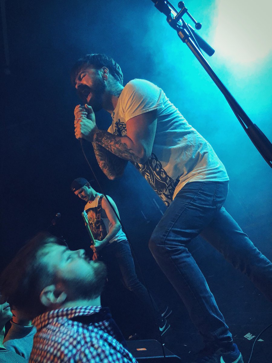 Dangerfaceband's tweet photo. Takk til Kåte Klør og Killing Butterflies for en hyggelig aften på fredag! Vi storkoste oss, og gleder oss til neste gang! #dangerface #kåteklør #killingbutterflies #touscene #stavanger #norway #punk #punkrock #hørnorsk #norskpunk
📷 : Linda Winther https://t.co/EFAc3hpogv