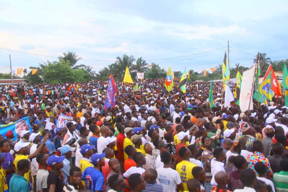 DynamiqueShare's tweet photo. Ceux qui ont les yeux venez voir comment Emmanuel Ramazani SHADARY sera président de la République le 23 décembre 
MERCI Kwango https://t.co/MMEFLtrHIw