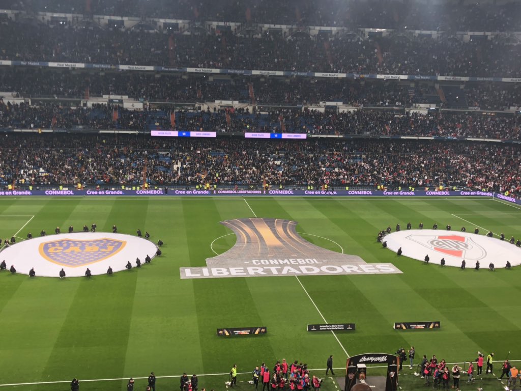 #CopaLibertadores2018
Club Atlético River Plate vs Club Atlético Boca Juniors
@CARPoficial vs @BocaJrsOficial
#SuperClasicoLibertadores
@CONMEBOL @Libertadores #LaGranFinal2018
#EstadioSantiagoBernabeu #Madrid #España @RFEF
#JugamosTodos
#JuntosSomosMasGrandes