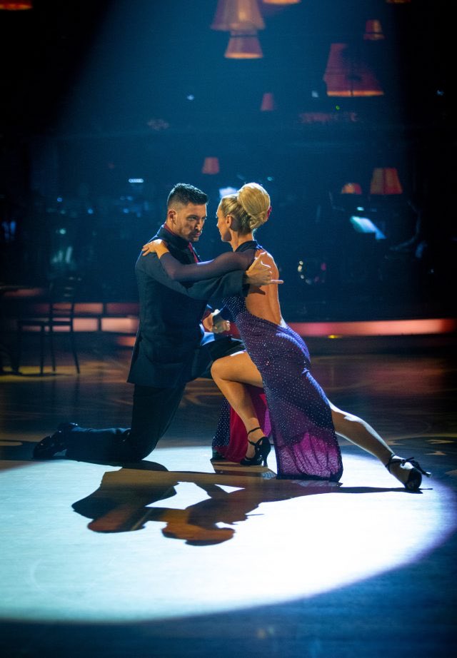 NicoleHendry27's tweet photo. @Faye_Tozer @pernicegiovann1  So happy you have got into the Final so proud of you sendking lots of hugs and kisses to both of you 😉🤗😘💕💋🎉 #TeamGandT #TozerTrain @bbcstrictly https://t.co/IKO6vQl6Lf