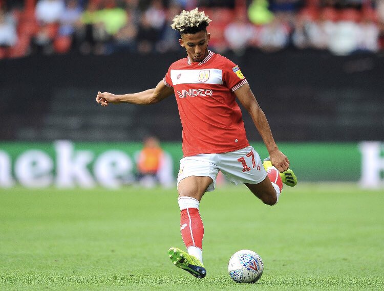 cityview_'s tweet photo. Lloyd Kelly is being tracked by Tottenham Hotspur, Liverpool, Arsenal and Manchester United, according to recent reports. 

#BristolCity’s young full back rightly attracting the attention of the countries biggest clubs! 🙌🏻 https://t.co/fE2vFXnDY6