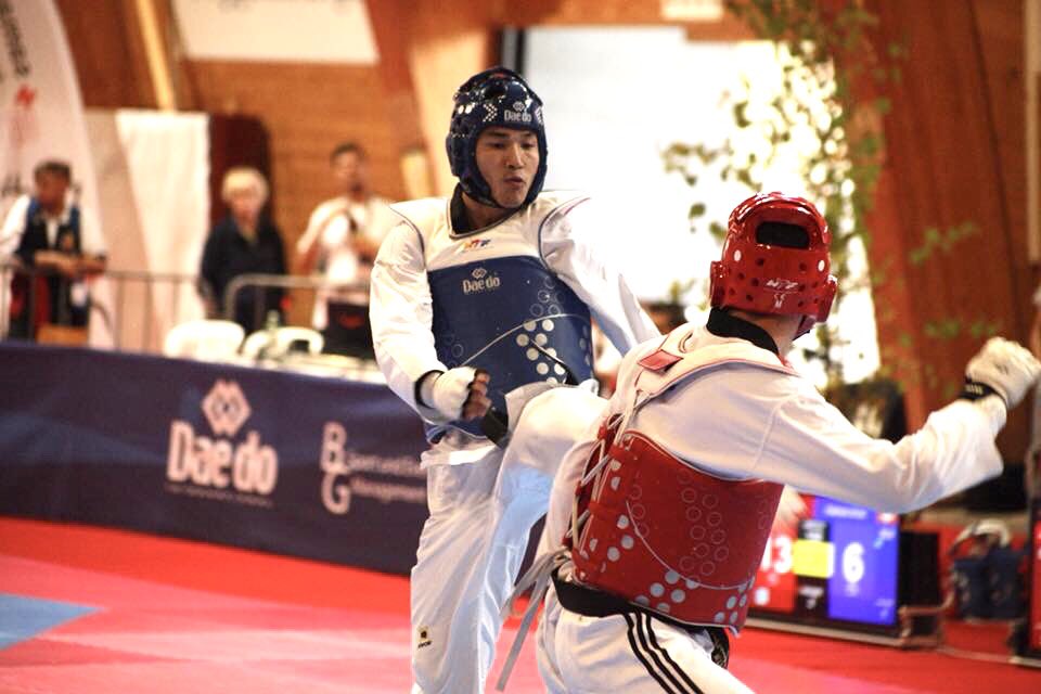 salam_swiss's tweet photo. Die jungen Geflüchteten aus #Afghanistan haben am 15/16 September 2018 bei 39. Taekwando Schweizermeisterschaften 18 Medalien Gold(7), Silber(9) und Bronze(2) gewonnen. 
Von ihnen hört man niemals in schweizerischen Medien! 
#Flüchtlinge #Schweiz #Asyl
 https://t.co/X36JjQV1NB https://t.co/smPwWDKvlo